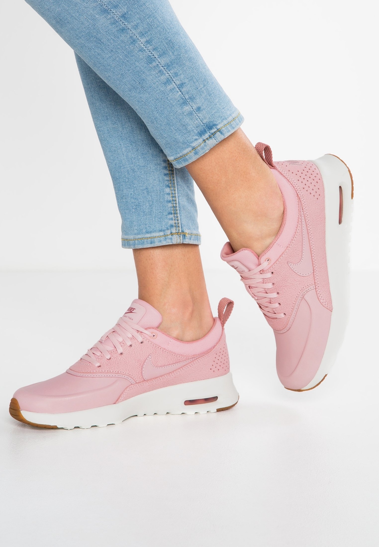 nike nude womens trainers