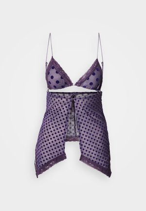 Ensemble de lingerie à pois violets avec tissu en maille transparente, bordure en dentelle et bretelles ajustables ; comprend un cache-cœur assorti avec un nœud devant.