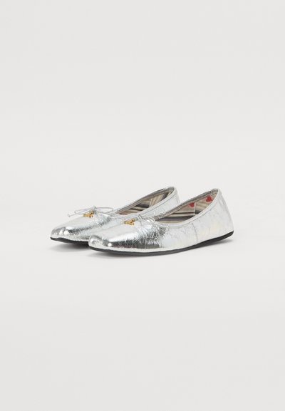 Vivienne Westwood BALLERINA - Balerinke - silver coloured