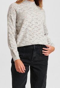 Nümph Sweter
