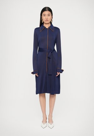 DIANE SHIRT DRESS - Obleka iz džersija - classic navy