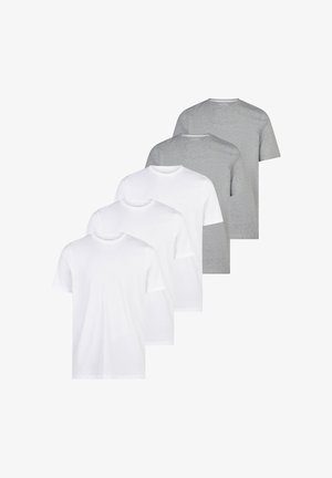 Sæt af fem ensfarvede T-shirts med rund hals, tre hvide og to grå, arrangeret i en forskudt række på en hvid baggrund.