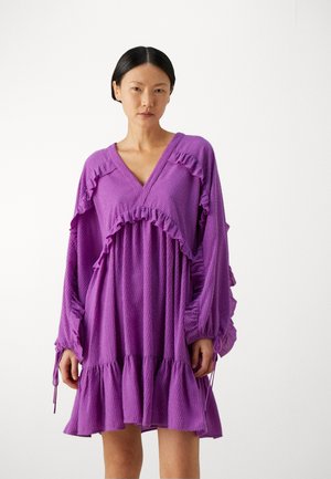 DRESS - Robe de soirée - sparkling grape