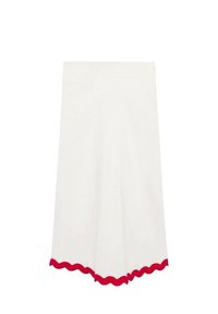 Falda blanca con un dobladillo rojo en forma de onda, que presenta un diseño de corte recto. Hecha de una tela suave, tiene una estética simple y limpia.
