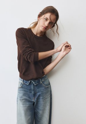 PULL&BEAR REGULAR FIT - JUMPER - Pullover - brown