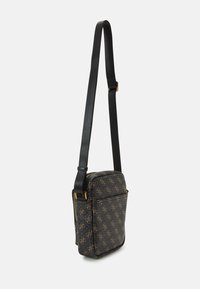 Guess VEZZOLA XBODY DOUBLE UNISEX - Borsa a tracolla - brown/ochre