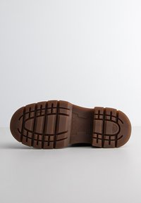 GANT MEGHANY - Plateaustiefelette - dark brown