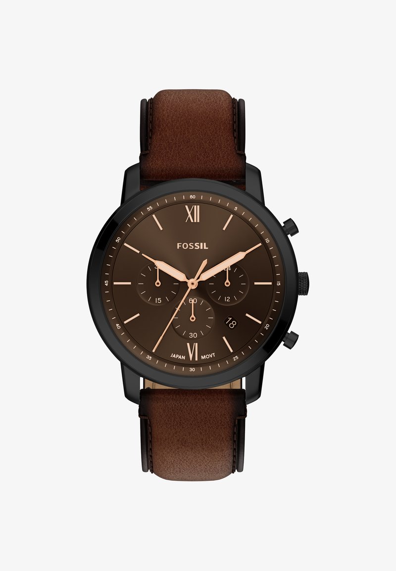 Fossil-ur med en sort rustfri stålkasse, brun læderrem, brun urskive, rosaguldfarvede accenter og tre underskiver til tidsmåling.