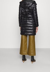 Trussardi Zimní kabát - black