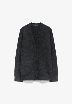 Cardigan grigio scuro in lana, con scollo a V, maniche lunghe e sei bottoni neri sul davanti. Polsini e orlo a coste.