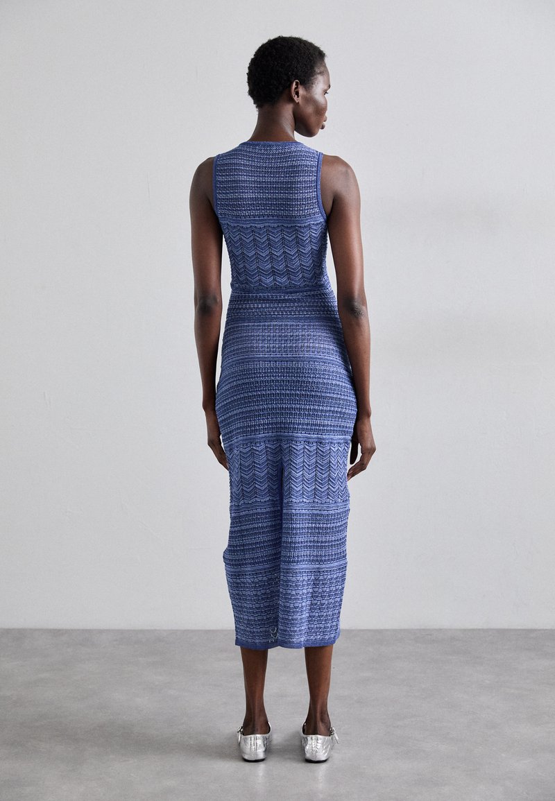 Pull SANDRO En Laine 100% Bleu Clair - Taille S/36, Occasion Très Bon état
