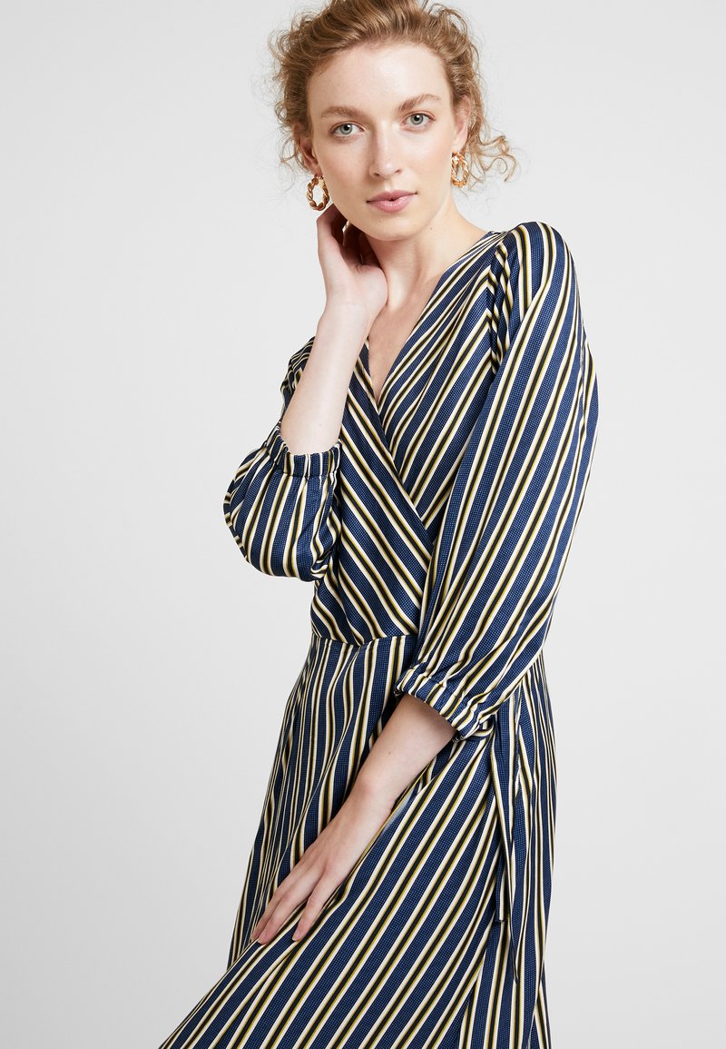 Nümph Kleid Gestreift Nümph Kleid Gestreift