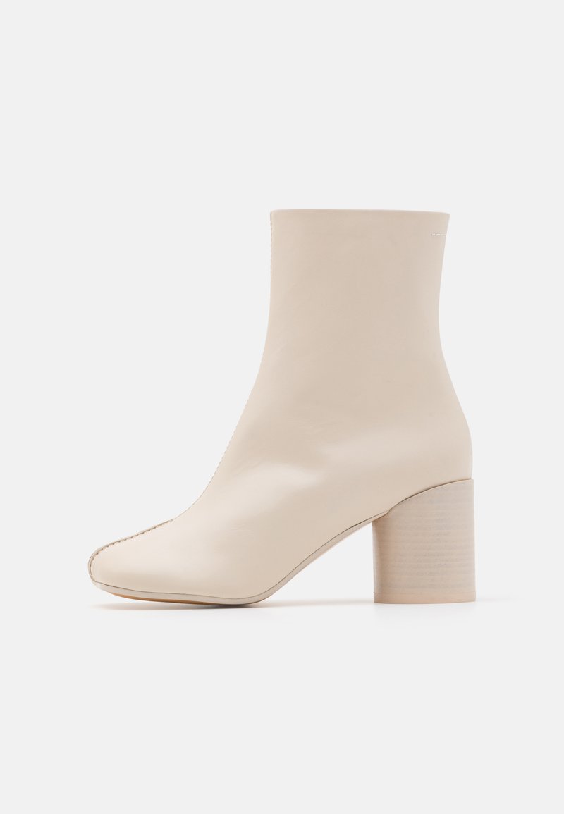 MM6 Maison Margiela BOOT - Klassikalised poolsaapad - sandshell