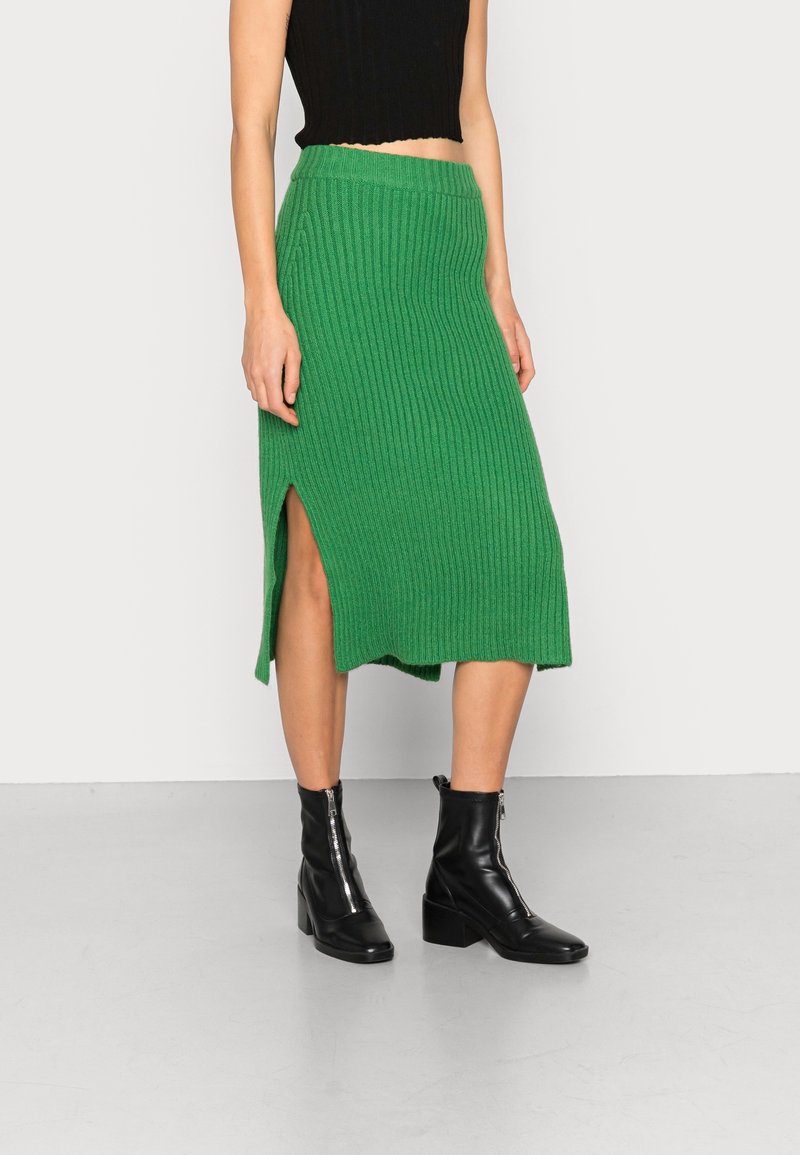 Gina Tricot Pouzdrová sukně - green