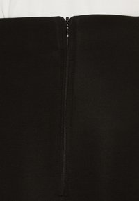 Guess IDA MIDI SKIRT - Blyantskjørt - jet black