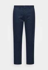 Chino blu navy realizzati in tessuto misto cotone, presentano una vestibilità dritta, tasche frontali, chiusura con bottone e una consistenza liscia.