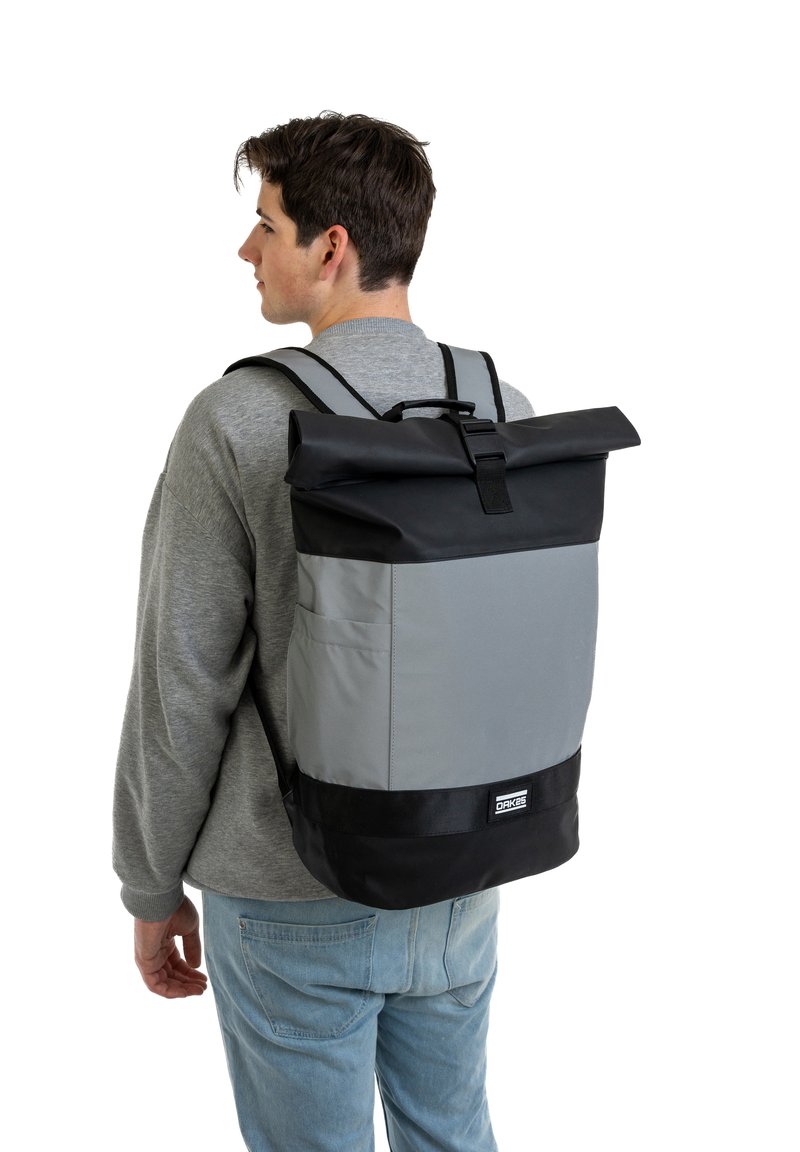 OAK25 COMMUTE L - Zaino - schwarz