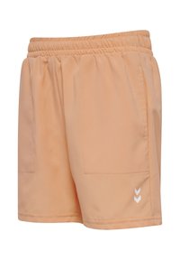 Lyseorange elastiske shorts med elastik i taljen, to forlommer og et lille hvidt dobbelt-chevron-logo på venstre ben.