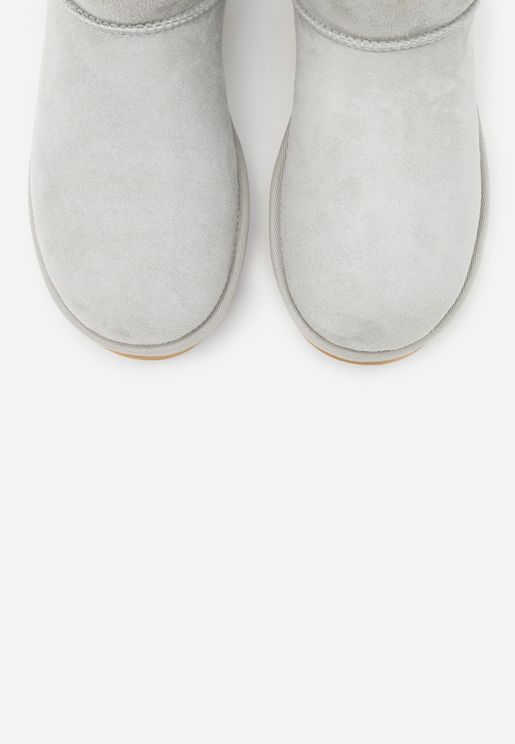 ugg gris violet ugg gris violet