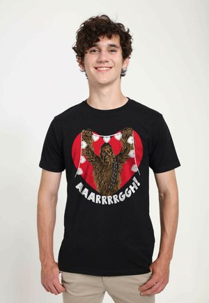 Star Wars STAR WARS: CLASSIC CHEWIE CRAFTING HEARTS UNISEX - T-shirt z nadrukiem