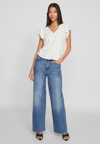 VILA VILINDA V NECK - Bluse - cloud dancer