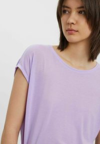 Vero Moda VMAVA PLAIN - Basic T-shirt - lavendula