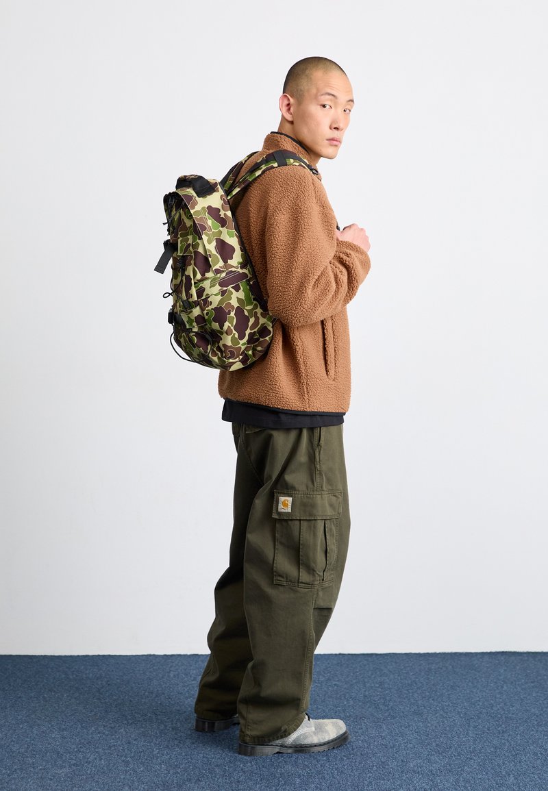 Carhartt WIP KICKFLIP BACKPACK UNISEX - Hátizsák - duck green