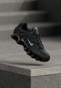 Vybráno, anthracite/wolf grey/black