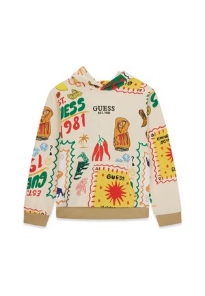 Beżowa bluza z kapturem z kolorowymi nadrukami graficznymi, w tym papryczki chili, puszki napojów gazowanych, plasterki cytryny i tekst "GUESS EST. 1981".