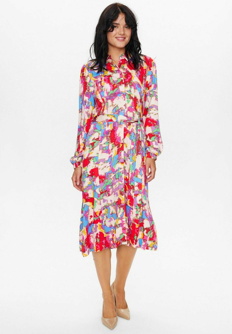 Numph Blousejurk rood Numph Blousejurk rood