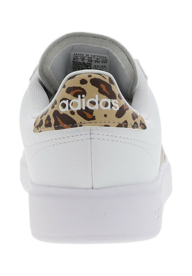 adidas gazelle silver green womens Women's Grand Court Alpha 00s-2 main image 1