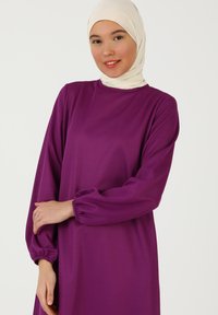 Modanisa CREW NECK - MODEST-TAVIN - Maxi šaty - purple