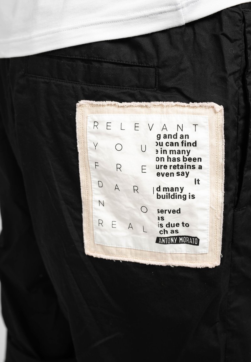 Herren Chino Shorts | Antony Morato Shorts schwarz - SJ63092 Herren Chino Shorts | Antony Morato Shorts schwarz - SJ63092
