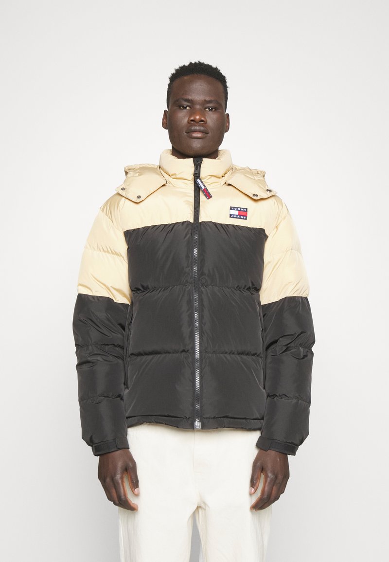 Tommy Jeans ALASKA COLORBLOCK PUFFER - Chaqueta de plumas - black