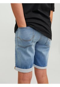 Jack & Jones Junior JJIRICK JJIORIGINAL - Džínové kraťasy - blue denim