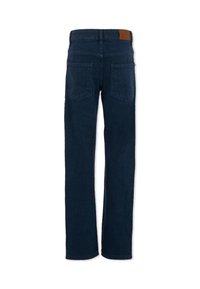Jeans dritti blu scuro con una superficie liscia, dotati di tasche posteriori e di una toppa in pelle marrone nella vita.