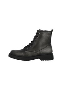 Botas de tobillo de cuero negro con acabado texturizado, diseño con cordones, puntera redonda y suela de goma gruesa. Presenta ojales de metal y tira en la parte posterior.
