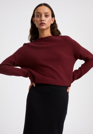 MEDINE - Jumper - ruby red