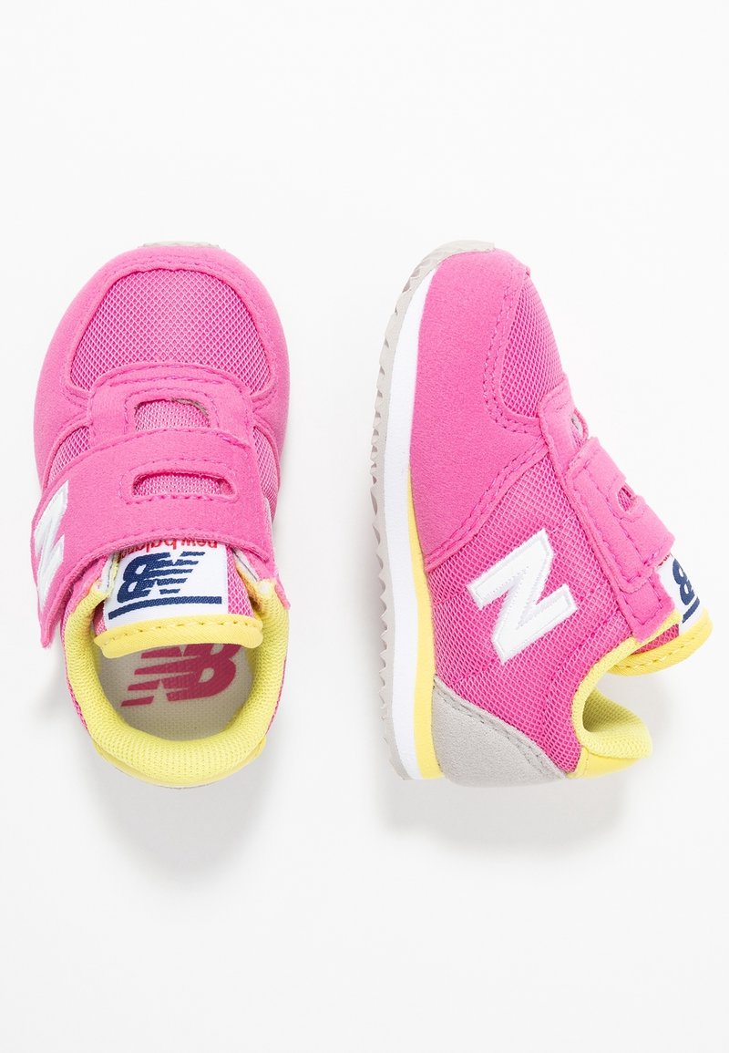 New Balance IV220PKY - Tenisky - pink