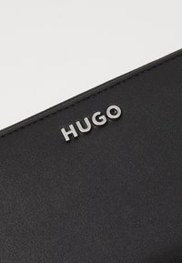 HUGO CHRIS  - Wallet - black