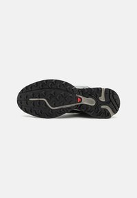 Salomon XT-PATHWAY UNISEX - Tenisky - ghost gray/arona/black