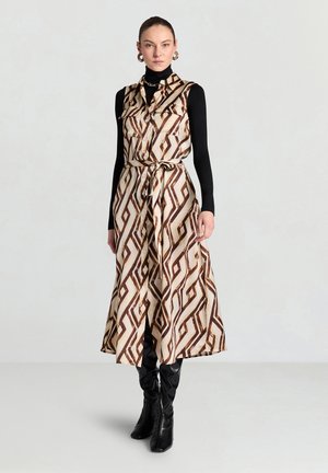 FANTASIA - Robe chemise - var marrone