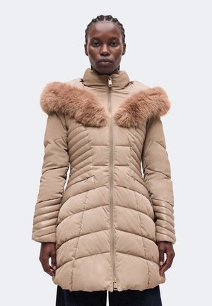 Guess, Зимно яке - taupe