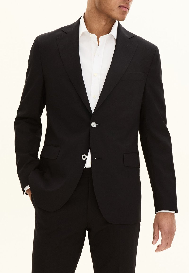 Oscar Jacobson FOGERTY - Giacca - black