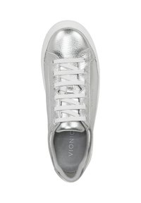 Silver metallic sneaker with a textured finish, white flat laces, and padded collar. Features a grey insole with brand logo.