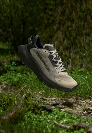 The North Face, ALTAMESA  - Обувки за бягане по пресечен терен - timeless taupe/anthracite