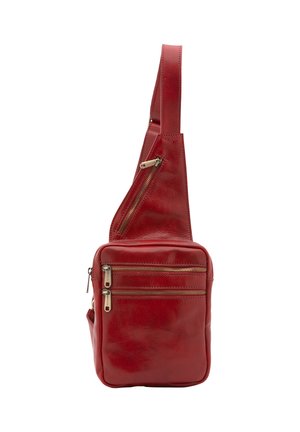 Borsa a tracolla rossa in pelle con forma strutturata, dotata di molteplici tasche con zip e una singola tracolla regolabile. Texture liscia.