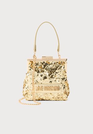 Guldig paljetthandväska med metallram, topphandtag, kedjestrapsrem och "LOVE MOSCHINO" präglat på frampanelet.