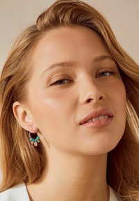 Next CHARM HOOP - Pendientes - turquoise blue