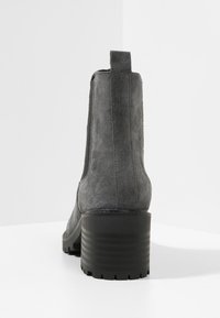 COX Kotníková obuv - dark grey